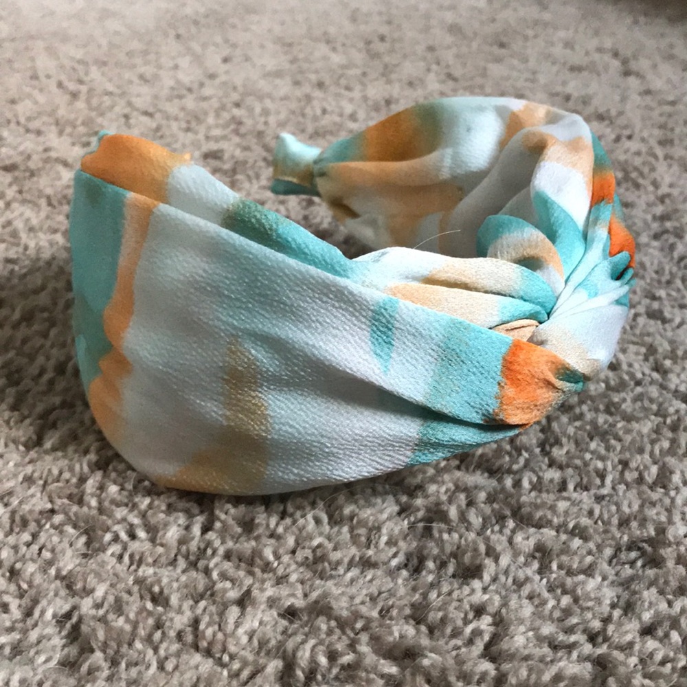 Tie dye knot headband